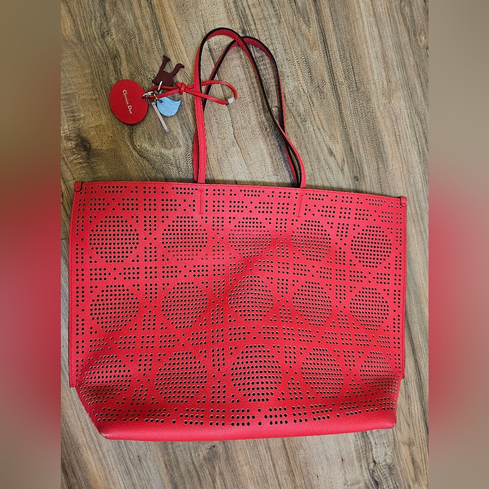 ❤️🎉2XHOST PICK🎉❤️Christian Dior Cannage Dioriva Shopper Tote - Picture 3 of 17